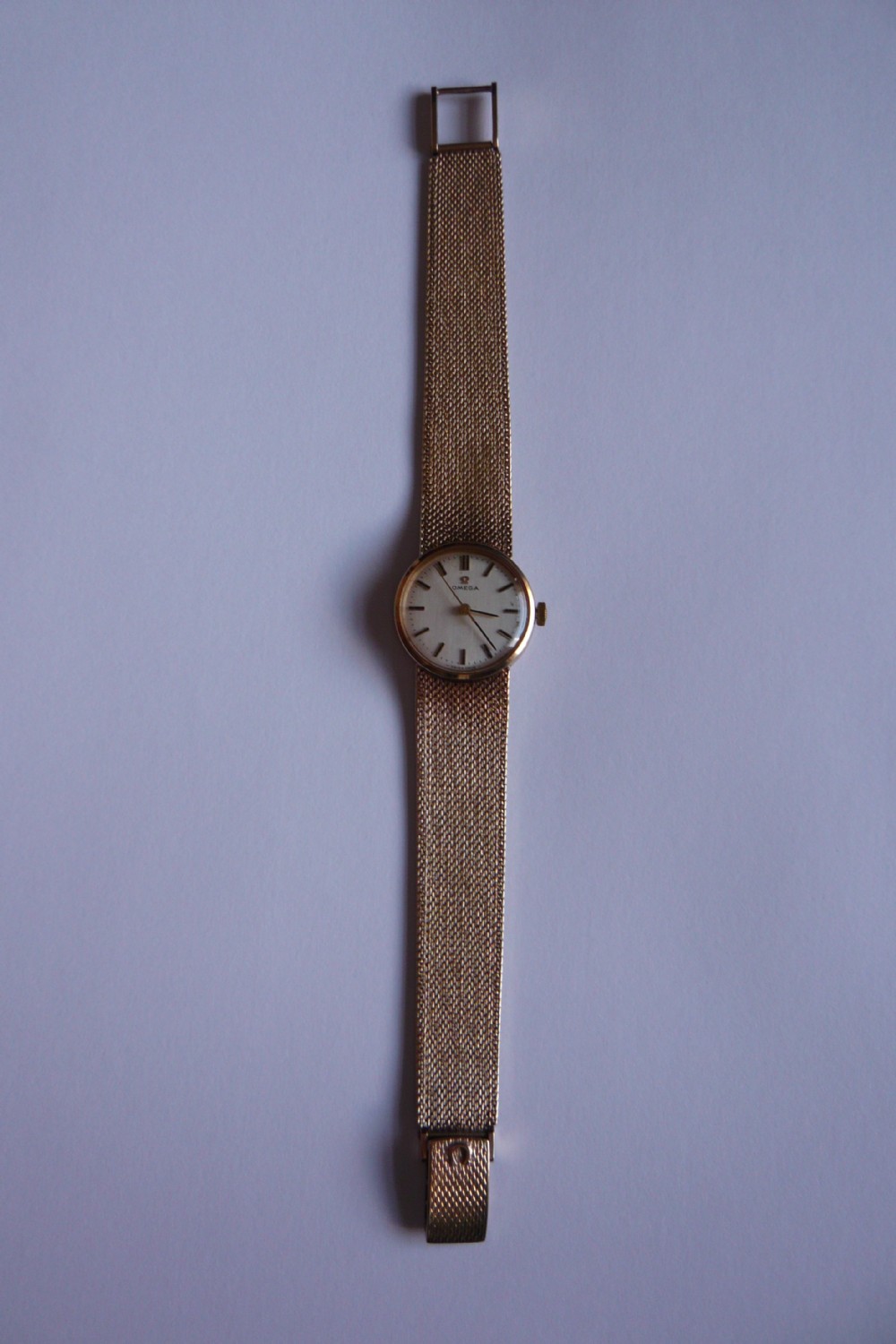 Omega A Lady's 9ct Gold Wristwatch 1969 View II