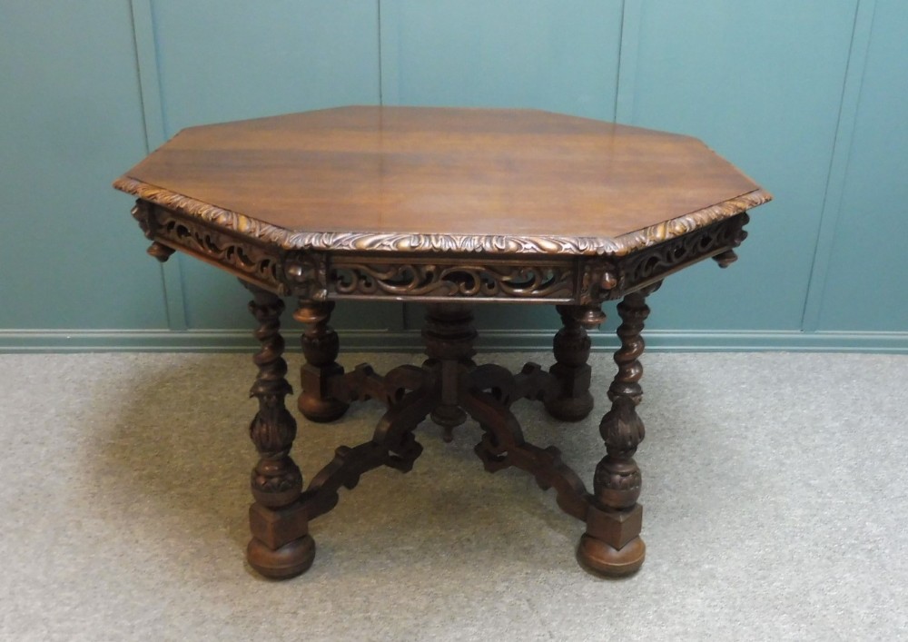 VICTORIAN OAK CENTRE TABLE