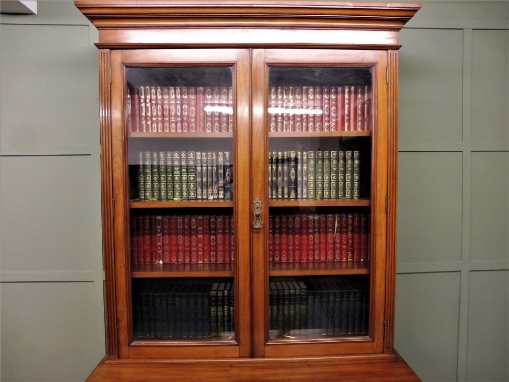 VICTORIAN WALNUT BOOKCASE View IV