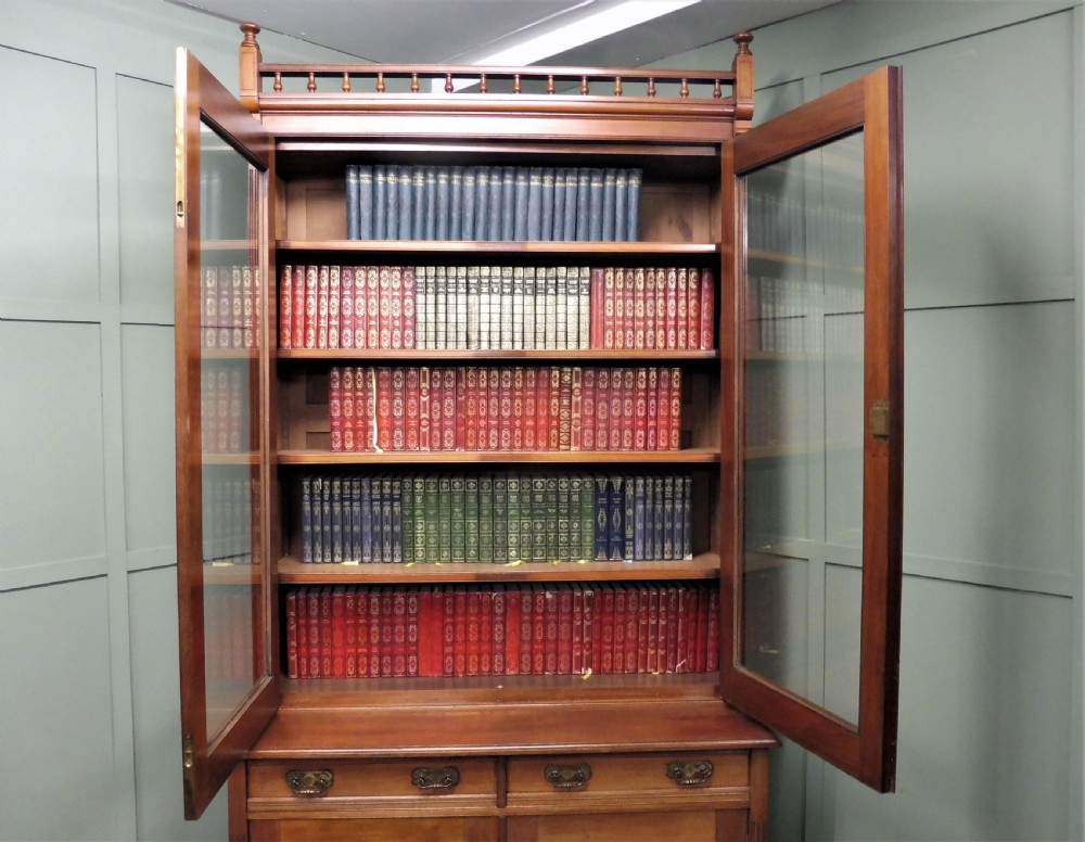 VICTORIAN WALNUT BOOKCASE View V