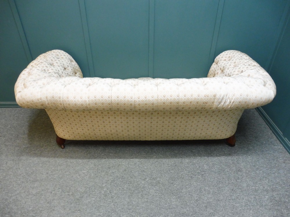 ANTIQUE VICTORIAN CHESTERFIELD SOFA View VIII
