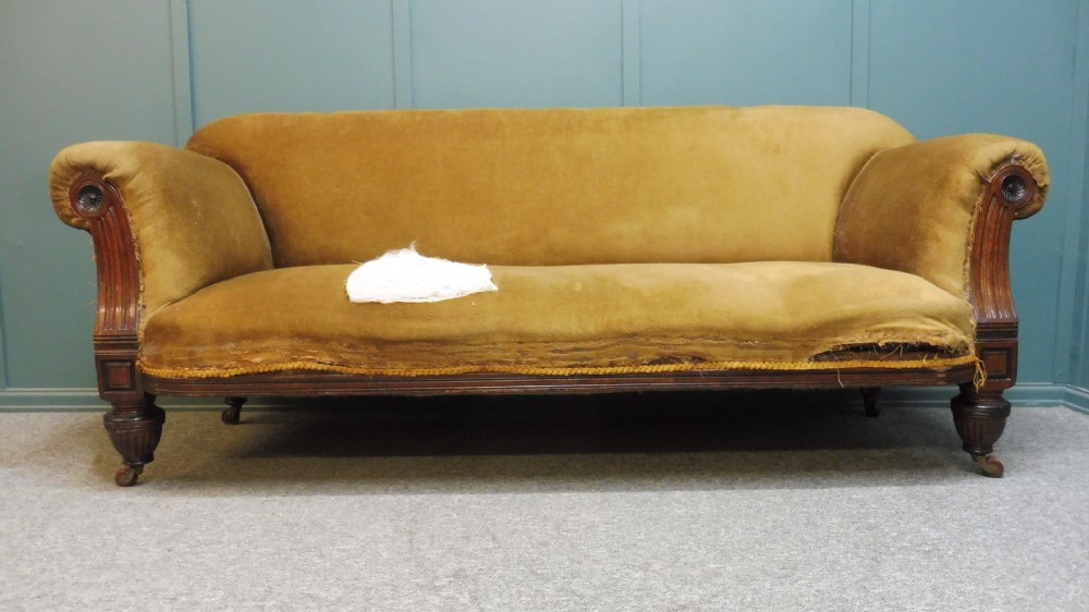 ENGLISH COUNTRY HOUSE SOFA FOR RECOVERING