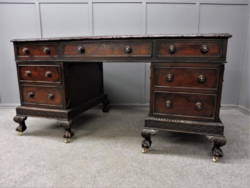 19TH CENTURY MAHOGANY DESK View V