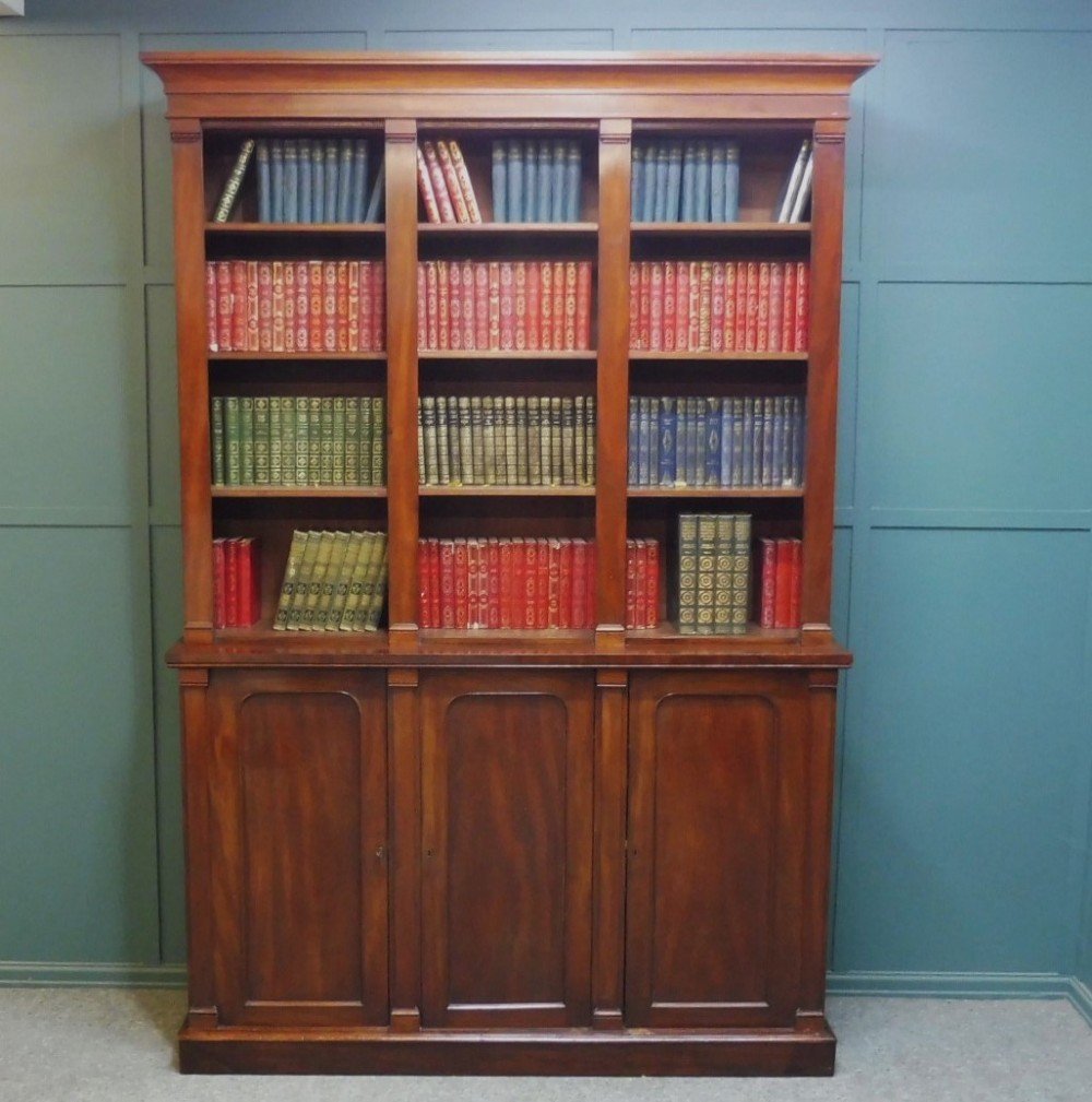VICTORIAN MAHOGANY OPEN TOP BOOKCASE