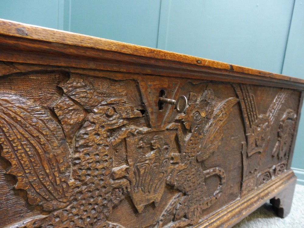 18TH CENTURY OAK SWORD CHEST View VII
