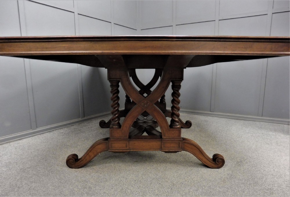 FRENCH ROSEWOOD DINING TABLE View II