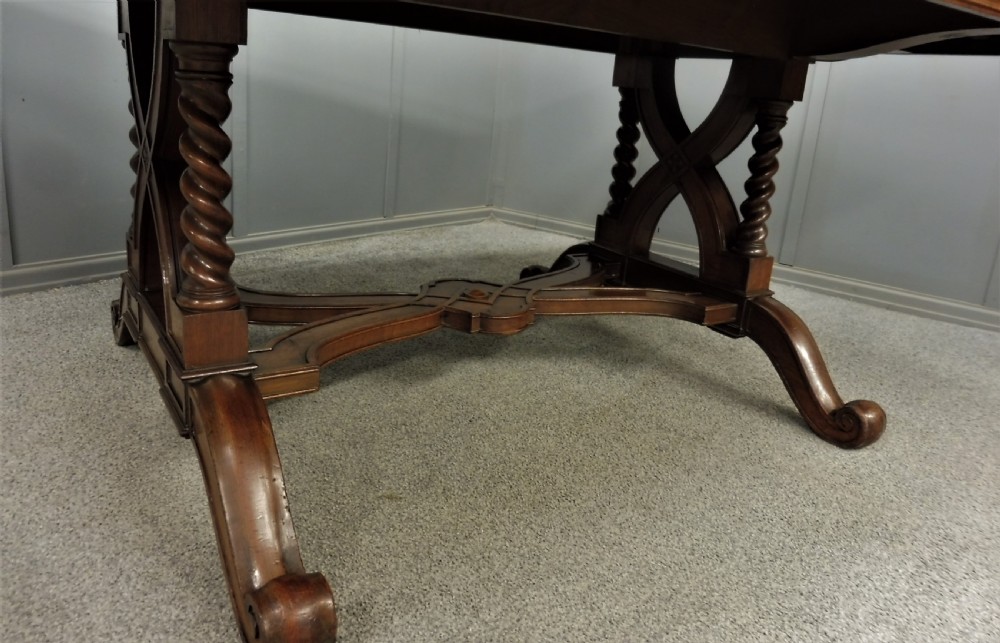 FRENCH ROSEWOOD DINING TABLE View IX