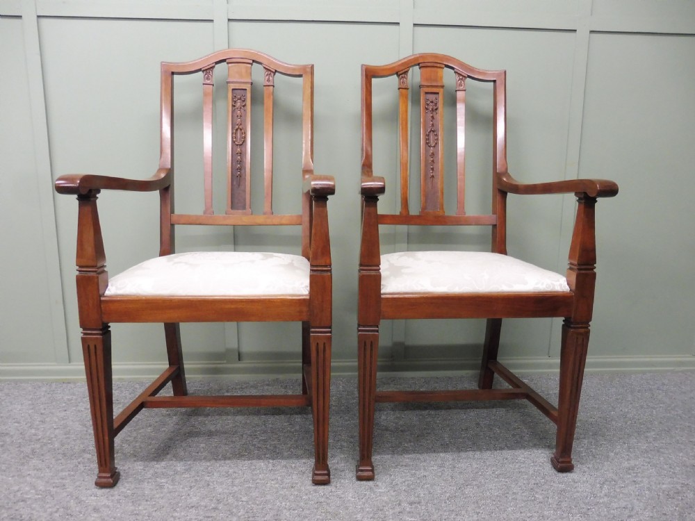 SET OF 8 EDWARDIAN MAHOGANY CHAIRS View XV