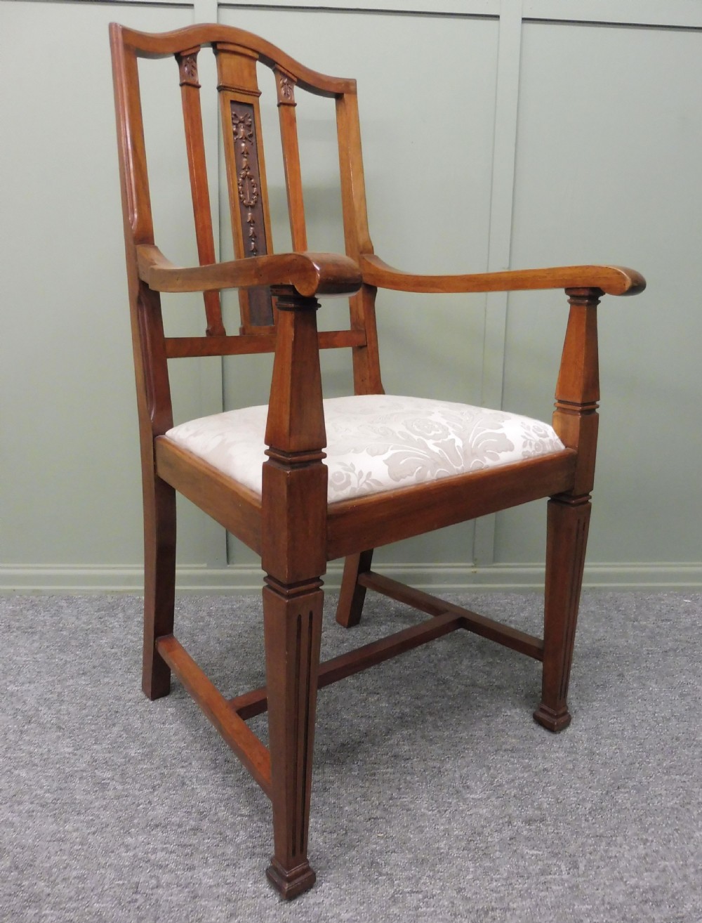 SET OF 8 EDWARDIAN MAHOGANY CHAIRS View XVI
