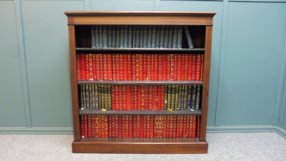 EDWARDIAN MAHOGANY BOOKCASE