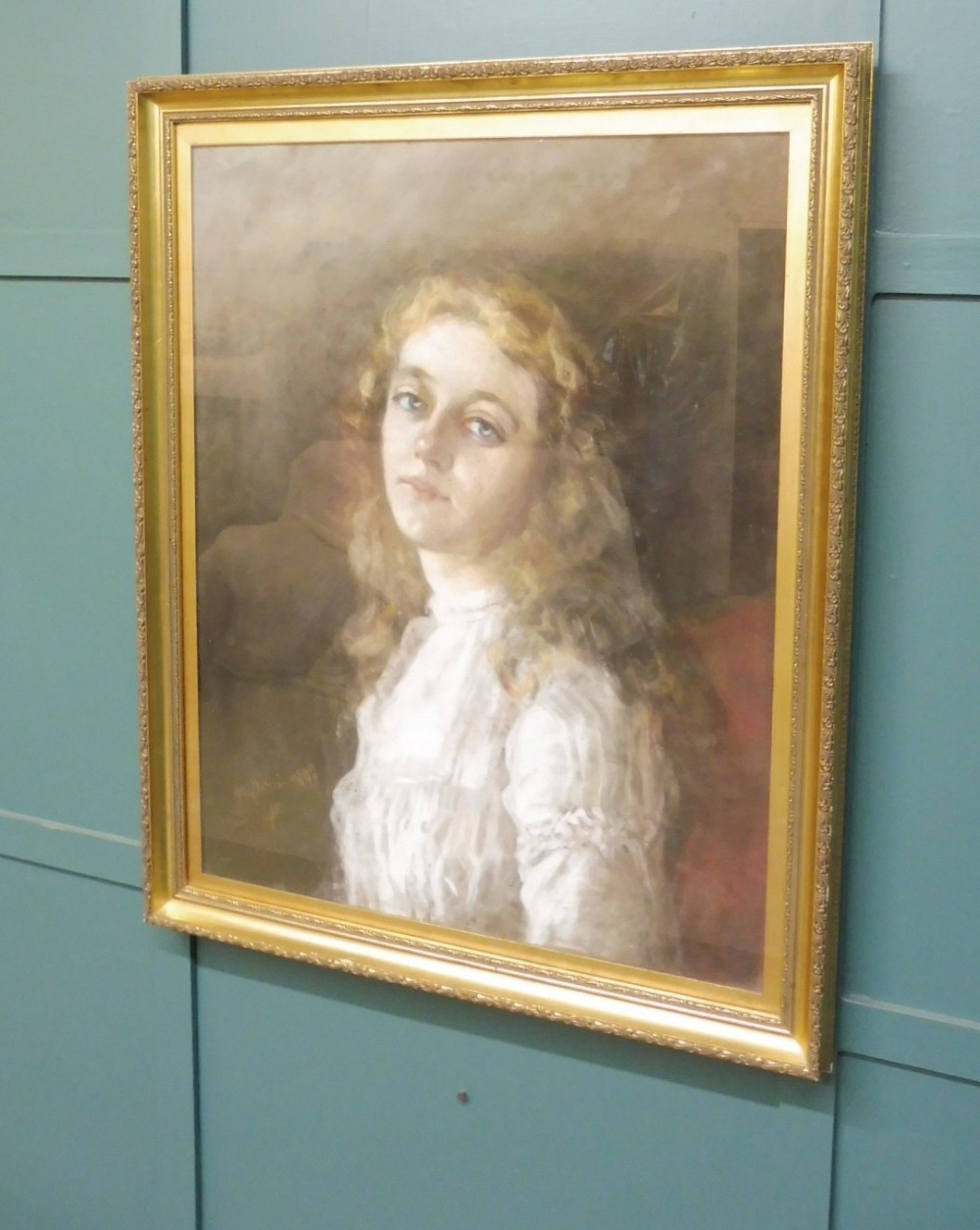 19TH CENTURY PORTRAIT OF A BEAUTIFUL GIRL
