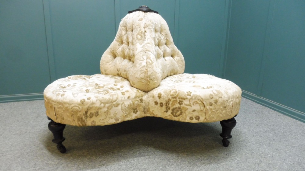 RARE CLOVER LEAF CONVERSATION SOFA