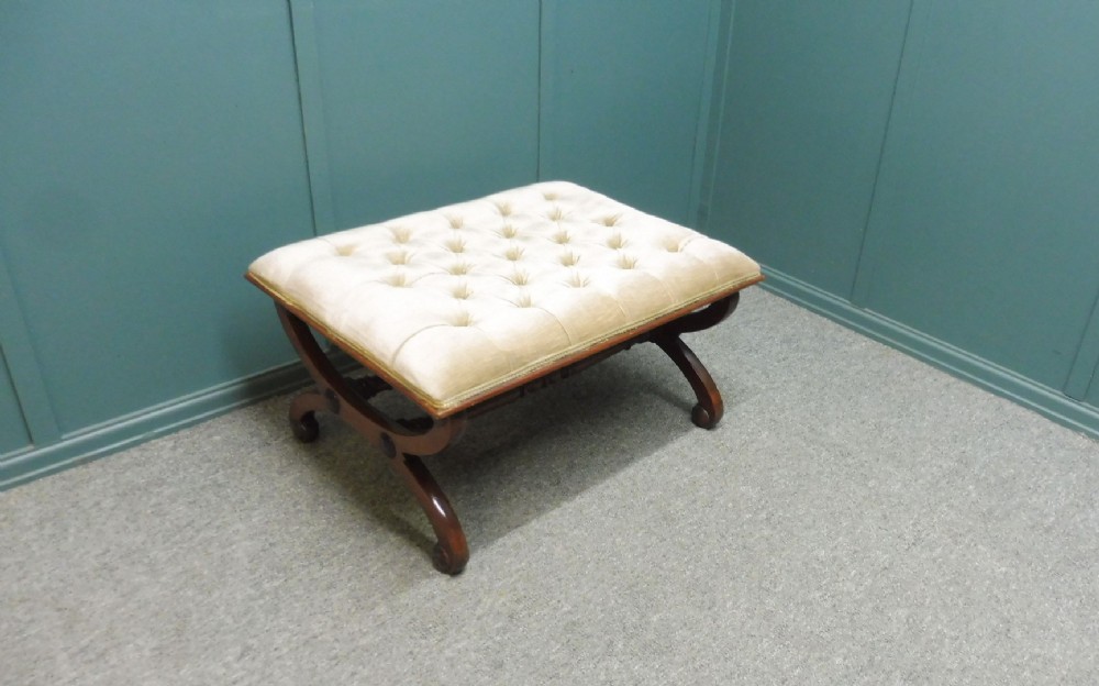 VICTORIAN PERIOD WALNUT STOOL