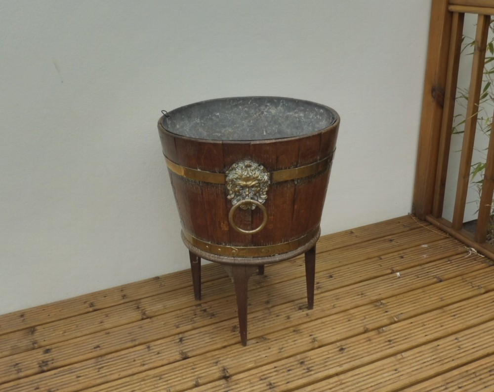 GEORGIAN COUNTRY HOUSE WINE COOLER