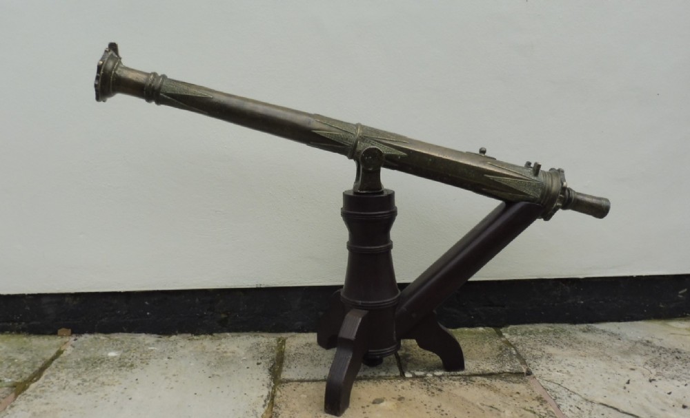 LATE 17TH EARLY 18TH CENTURY CAST BRONZE SHIPS CANNON