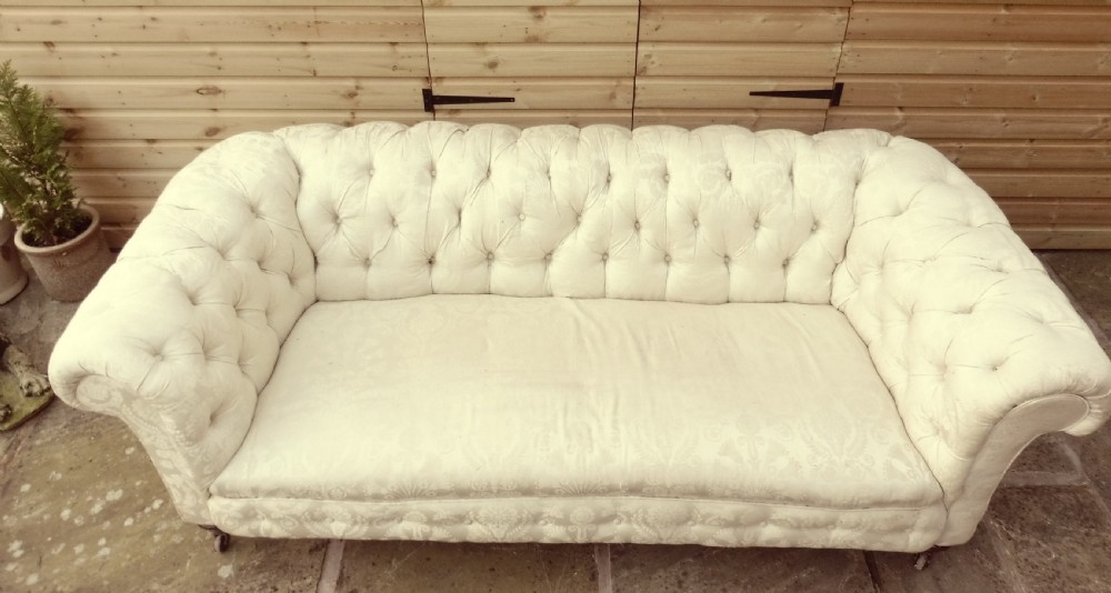 LARGE VICTORIAN CHESTERFIELD SOFA View V