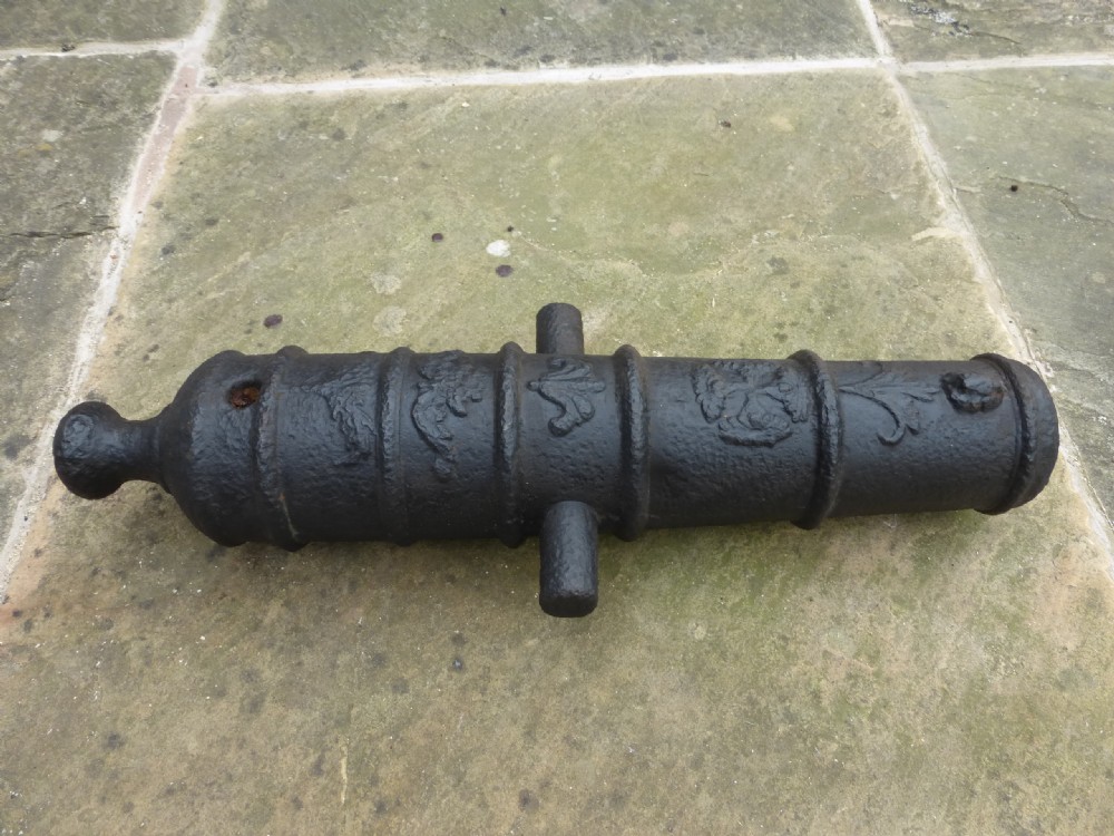 19TH CENTURY CAST IRON SIGNAL CANNON  View II