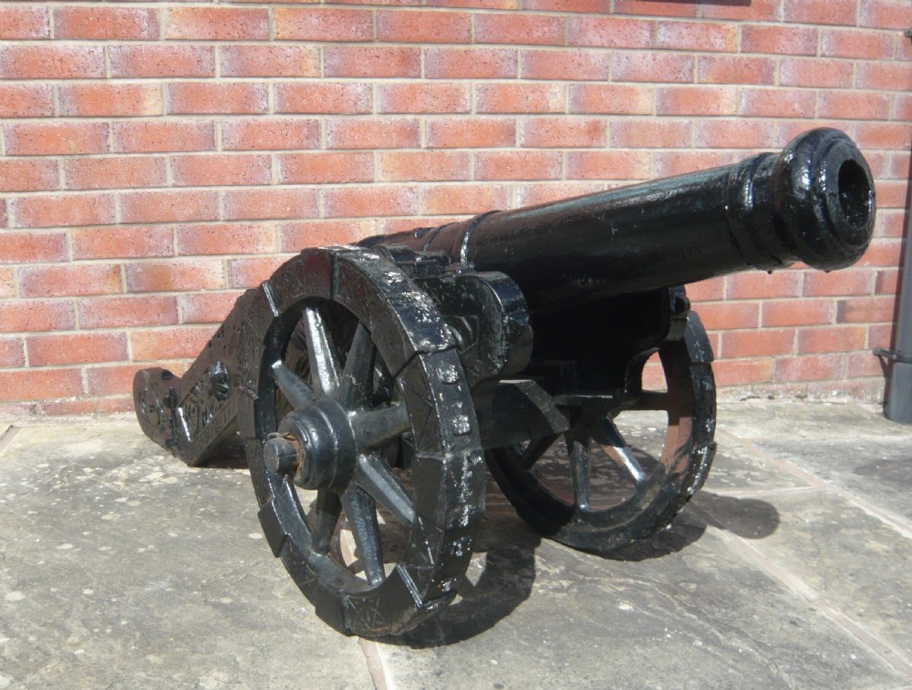 19TH CENTURY SIGNAL OR CEREMONIAL CAST IRON CANNON View III