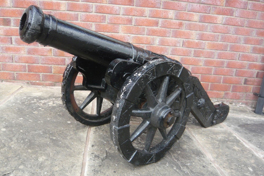 19TH CENTURY SIGNAL OR CEREMONIAL CAST IRON CANNON View XI