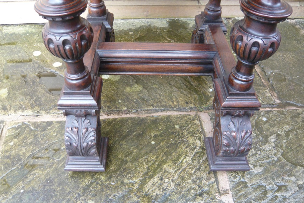SUPERB QUALITY PAIR OF 19TH CENTURY STANDS/ TABLES View X