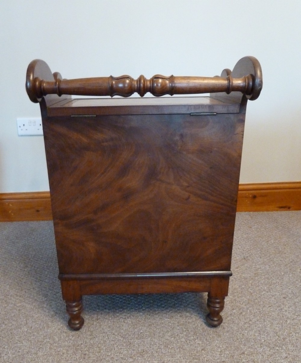 MID 19TH CENTURY MAHOGANY LIBRARY STEPS View VII