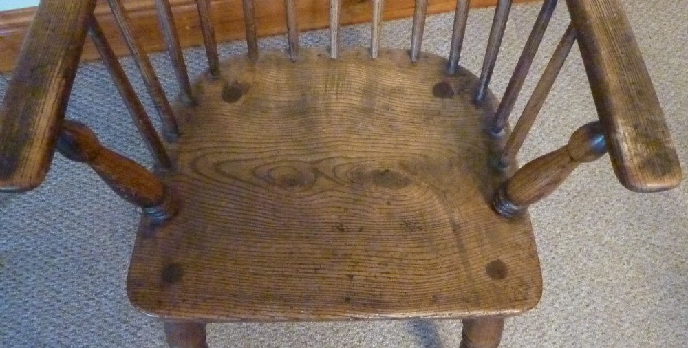 EARLY 19TH CENTURY HOOP BACKED WINDSOR ARMCHAIR View VIII