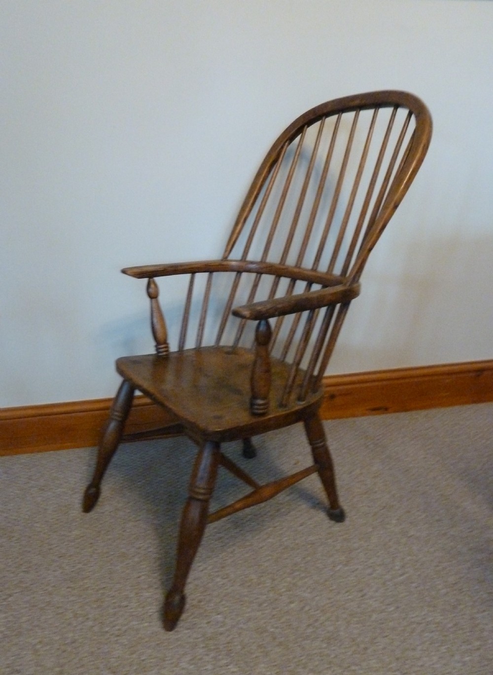 EARLY 19TH CENTURY HOOP BACKED WINDSOR ARMCHAIR View X