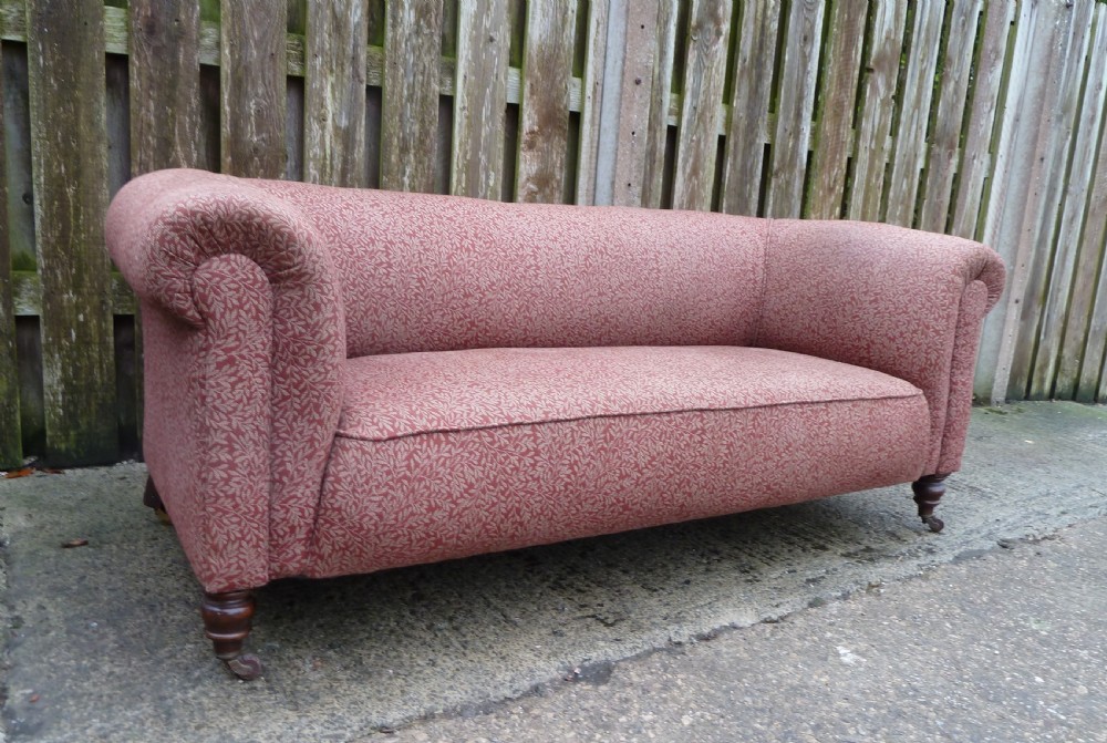 LARGE VICTORIAN CHESTERFIELD SOFA View VIII