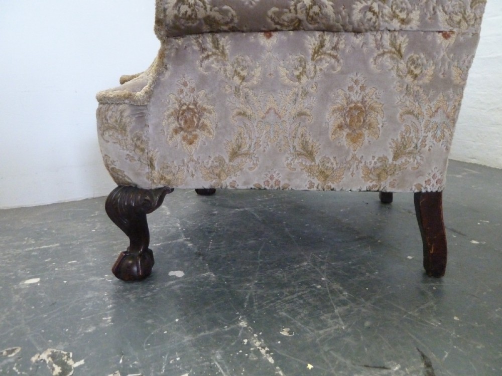 ANTIQUE WING ARMCHAIR View XII