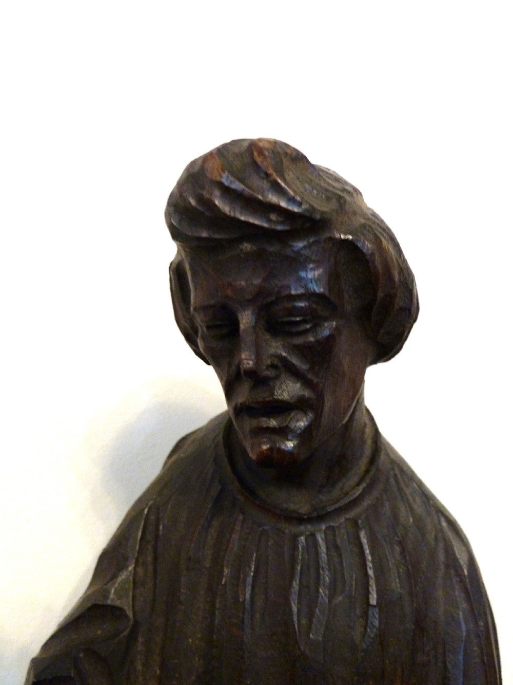 19TH CENTURY CARVED OAK FIGURE View VIII