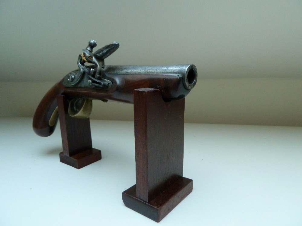 ANTIQUE FLINTLOCK PISTOL View III