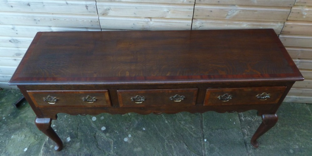 GEORGIAN OAK DRESSER BASE View IV