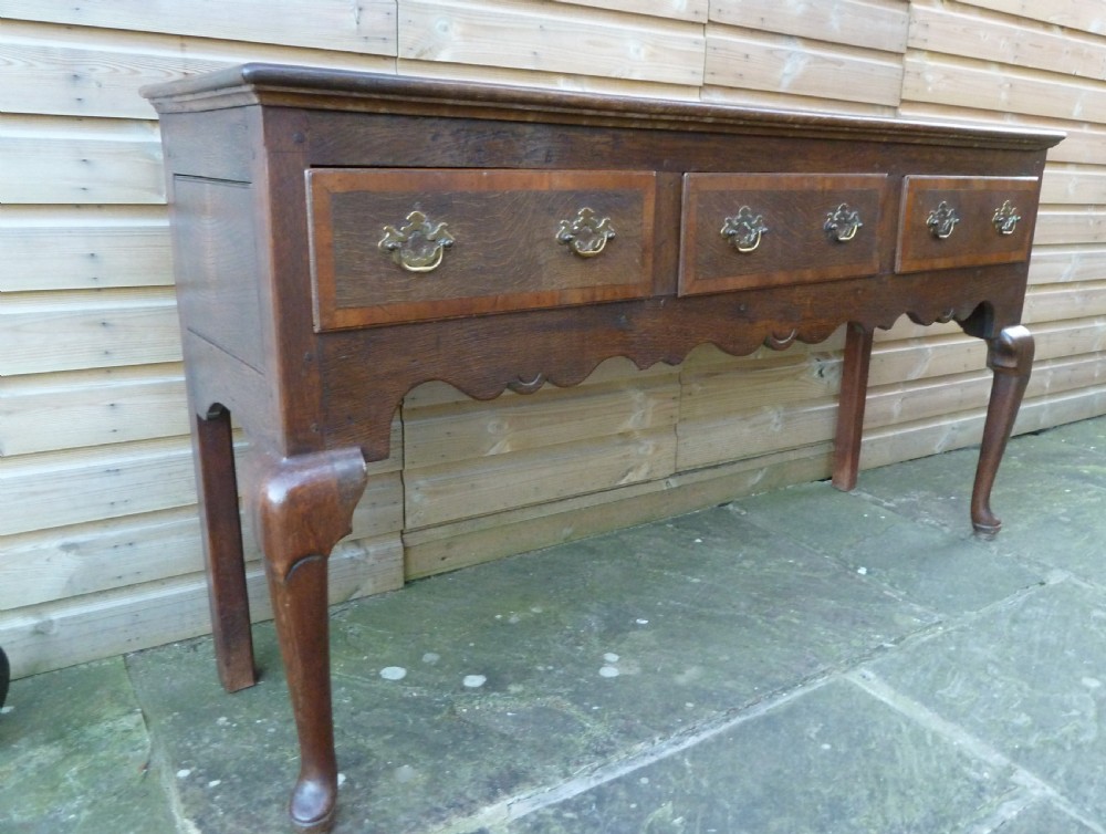 GEORGIAN OAK DRESSER BASE View VIII