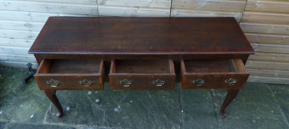 GEORGIAN OAK DRESSER BASE View X