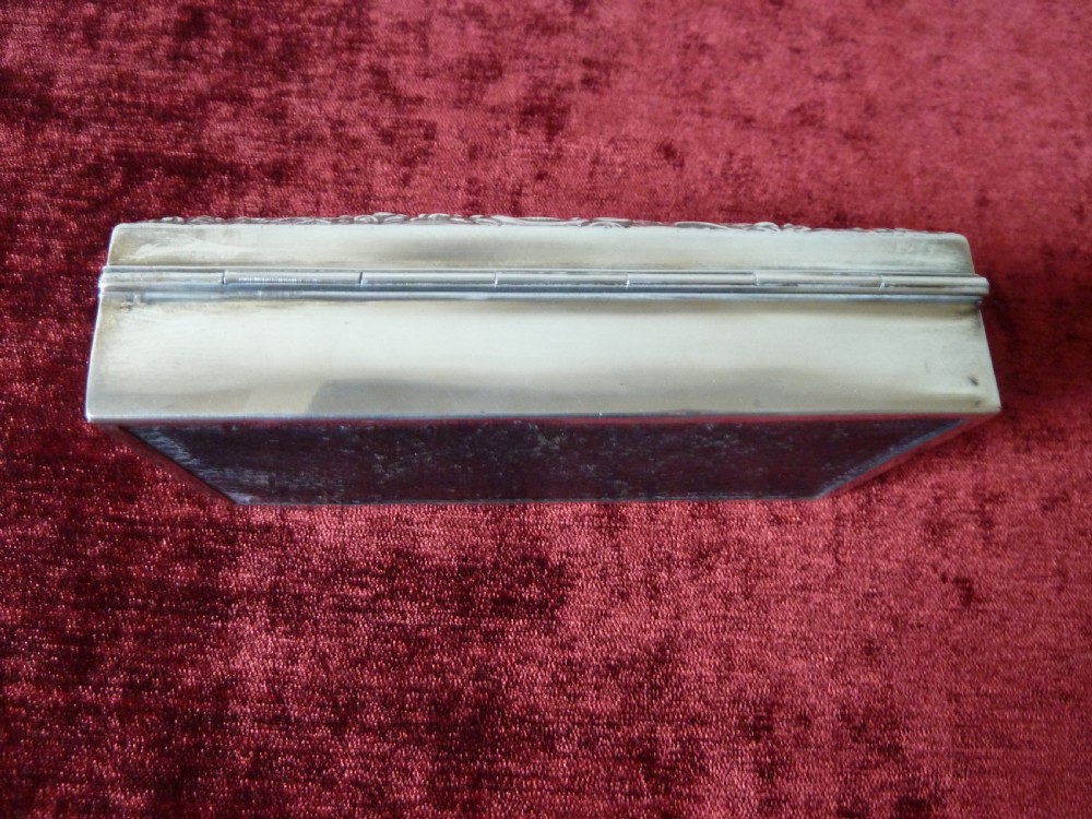 SILVER BOX  HALLMARKED 1904 View V