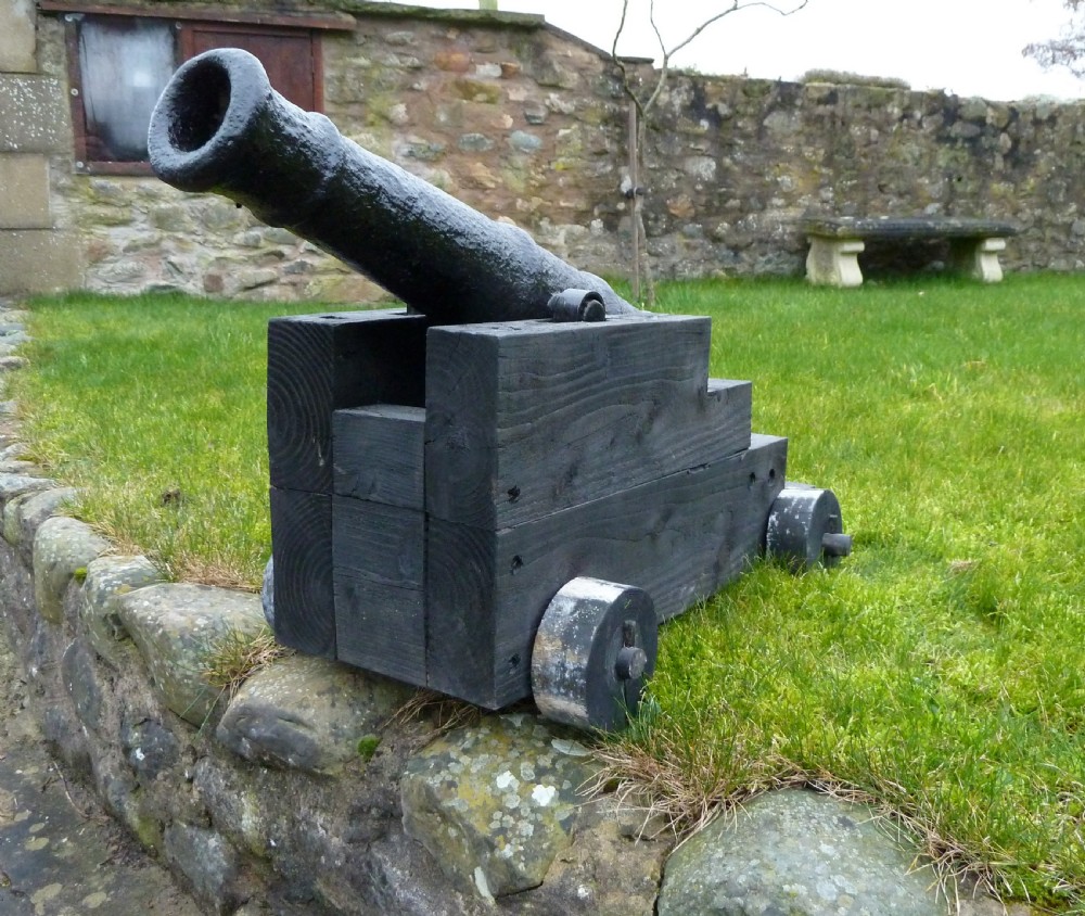 18TH CENTURY CAST IRON SHIPS CANNON View II
