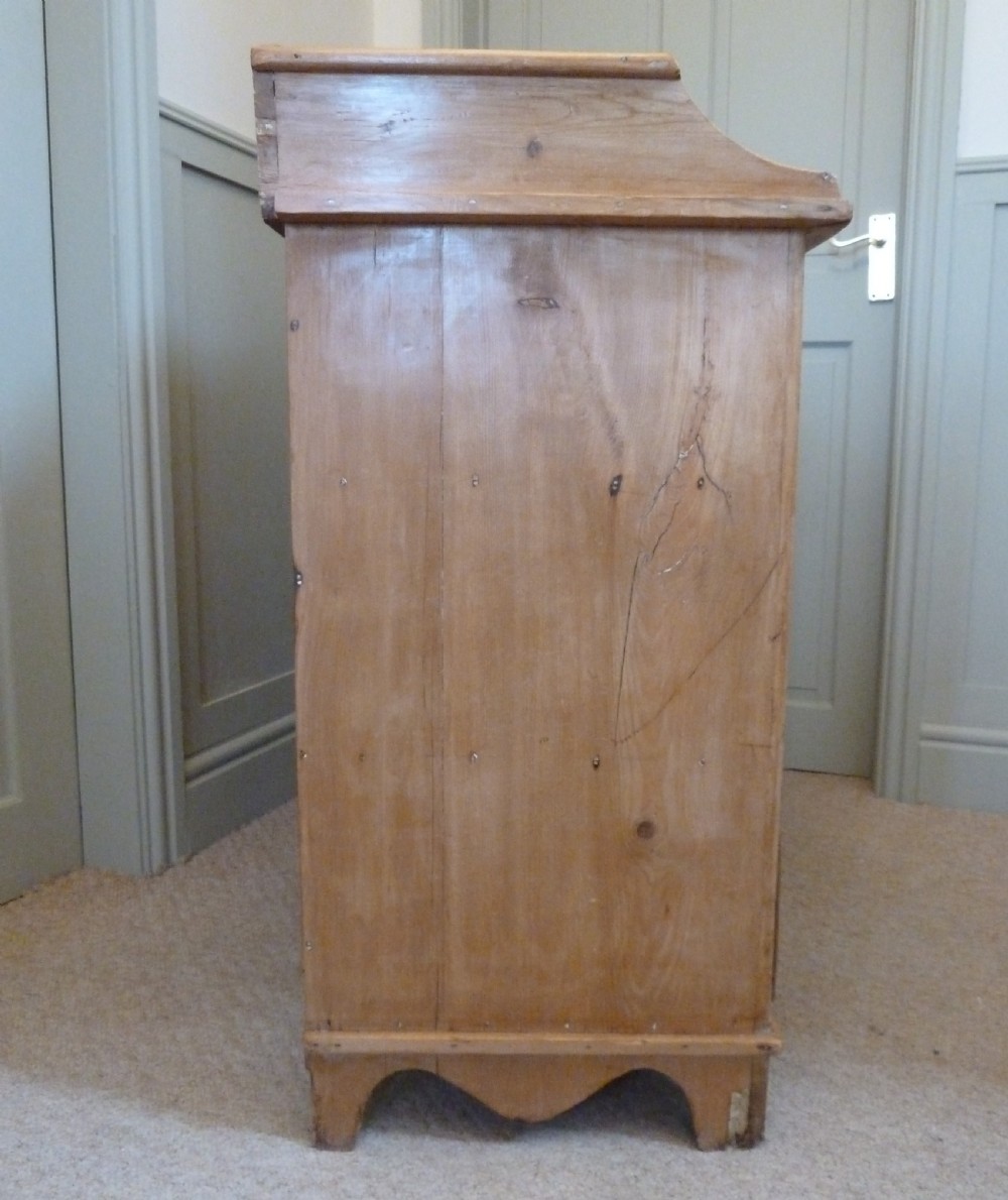EARLY 19TH CENTURY PINE CHEST View VI