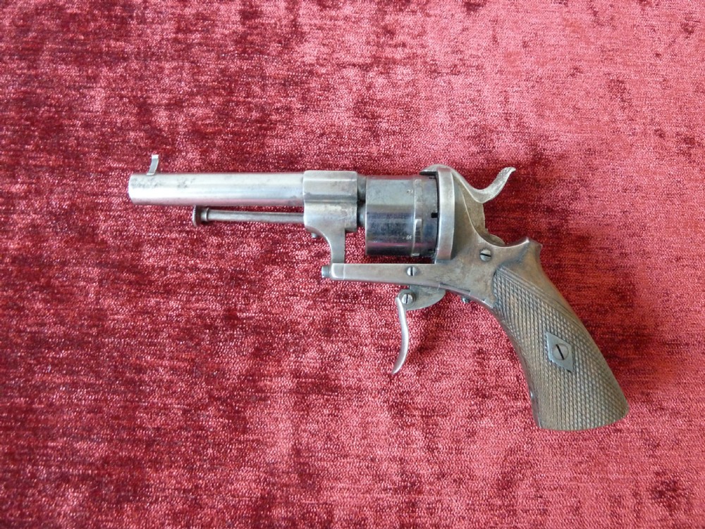 19TH CENTURY SIX SHOT REVOLVER