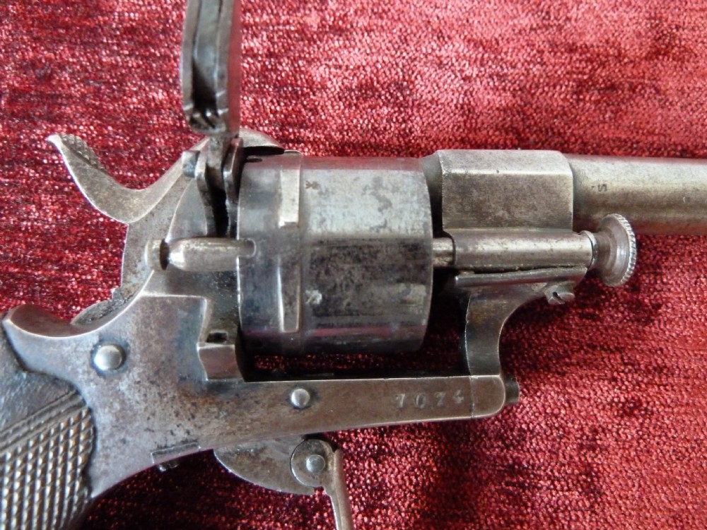 19TH CENTURY SIX SHOT REVOLVER View V
