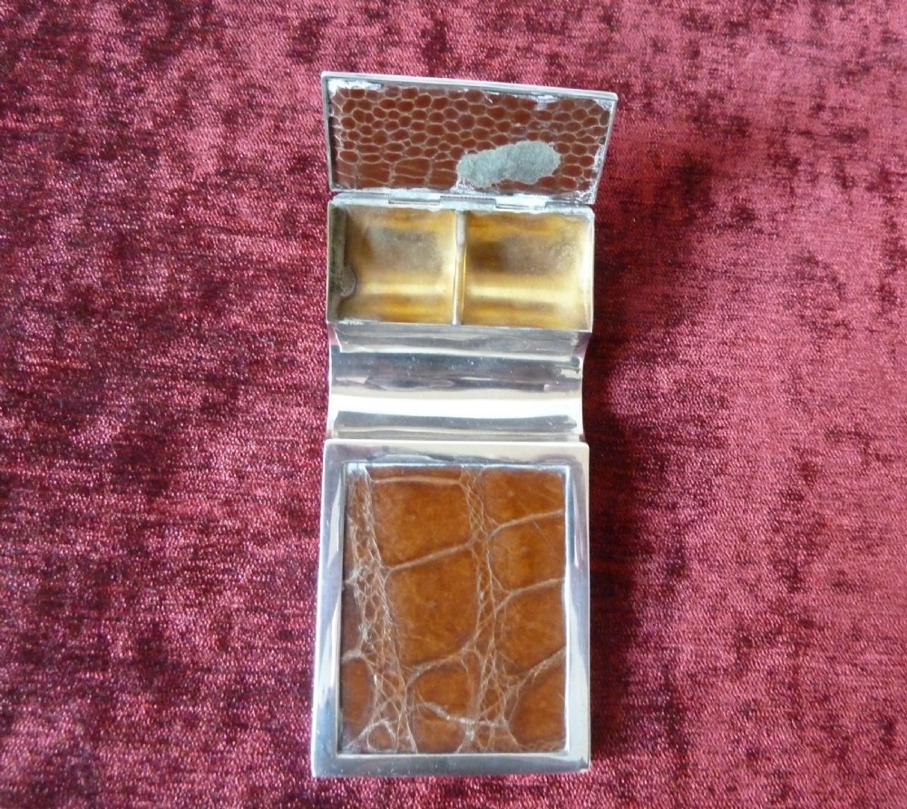 SILVER STAMP BOX AND PEN HOLDER View IV