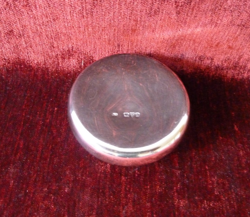 VICTORIAN SILVER SNUFF BOX CHESTER 1900 View IV