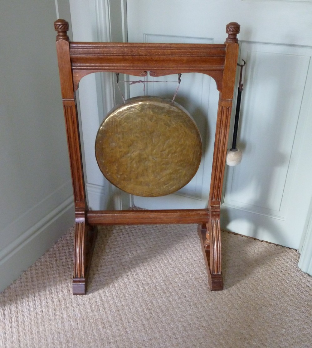 VICTORIAN OAK DINNER GONG View II