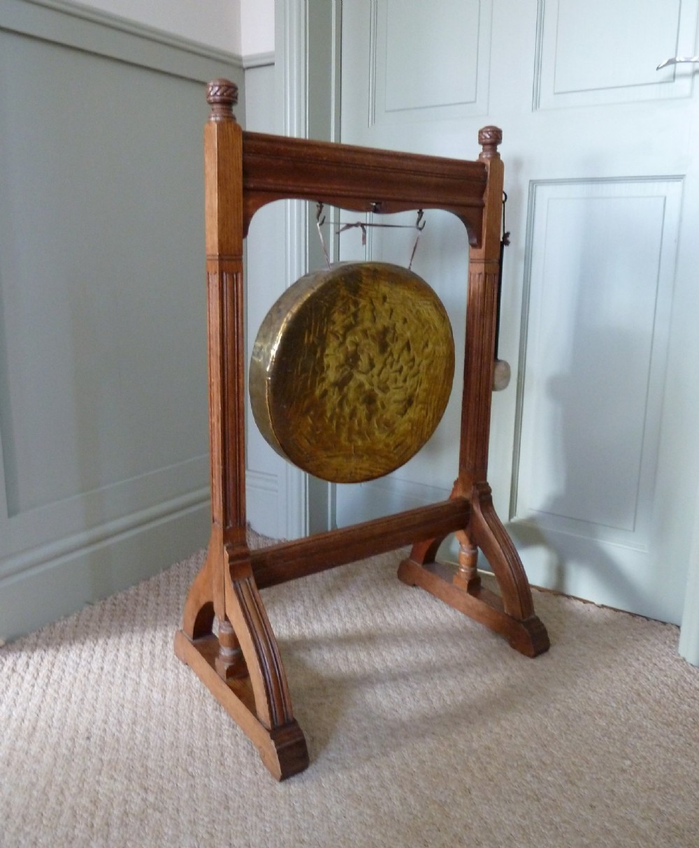 VICTORIAN OAK DINNER GONG View VI