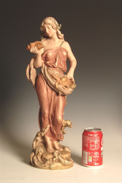 LARGE ROYAL DUX FIGURE OF A MAIDEN COLLECTING SEA SHELLS - ADDITIONAL PHOTO 2