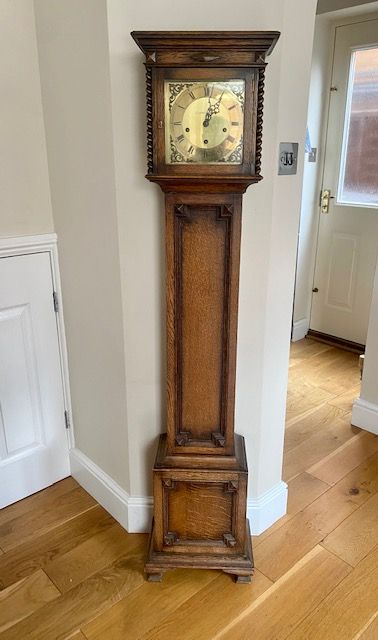 Superb Quality Antique Oak 8 Day Chiming Grandmother Clock
