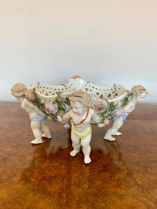 Large Antique Victorian Quality Porcelain Centre Comport