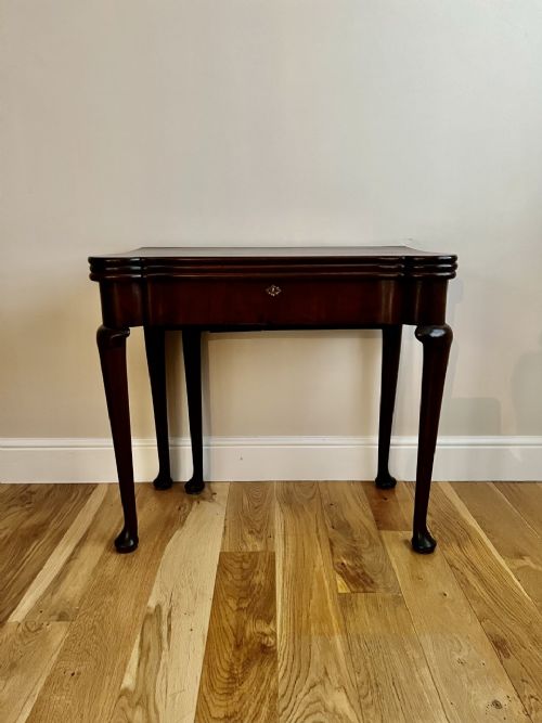 Outstanding quality antique George III mahogany games table 