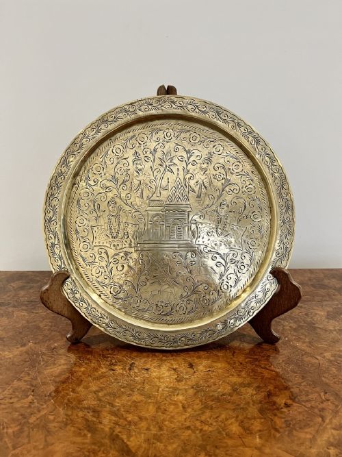 Impressive Antique Victorian Quality Engraved Circular Brass Tray