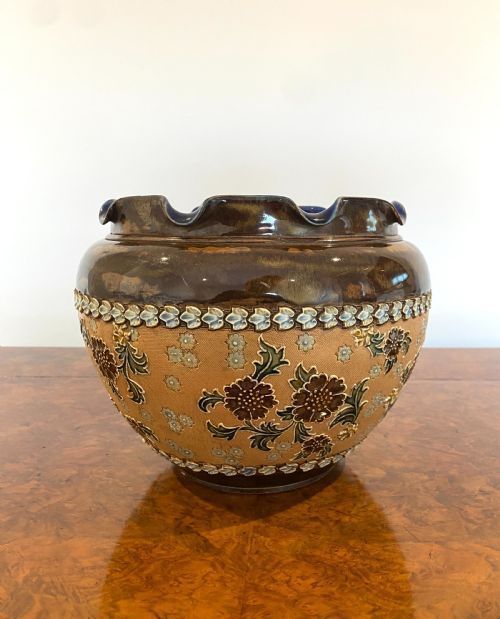 Quality Antique Victorian Doulton Jardiniere