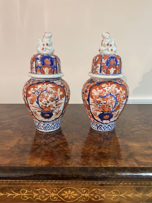 Fantastic Quality Pair of Antique Japanese Imari Vases
